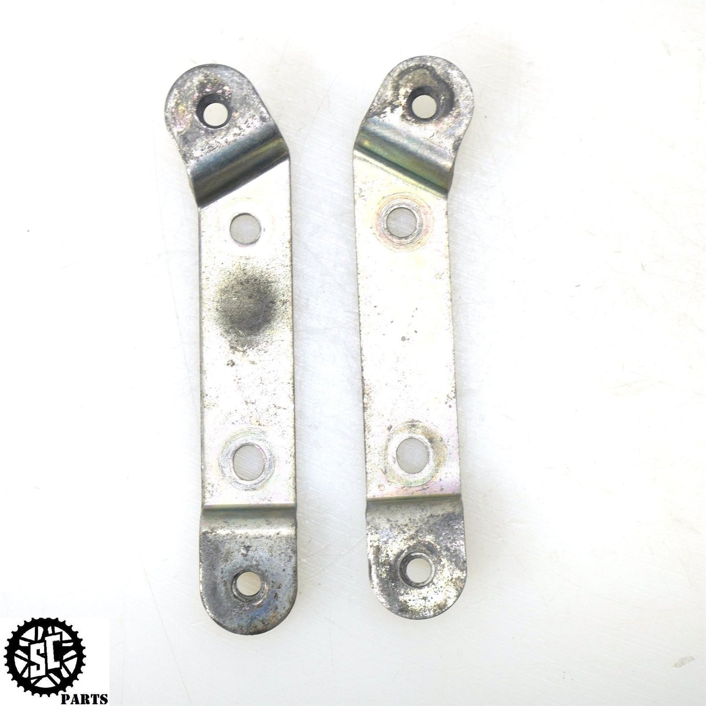 06 07 SUZUKI GSXR 750 REAR SUBFRAME BATTERY TRAY BRACKET S64