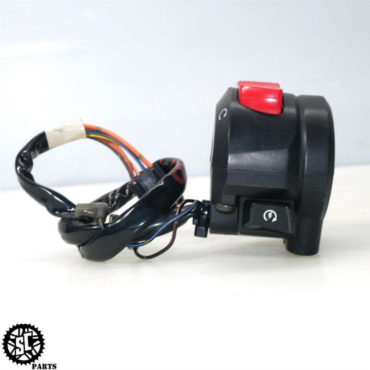 06 07 SUZUKI GSXR 750 RIGHT CONTROL KILL SWITCH 37400-01H10 S64