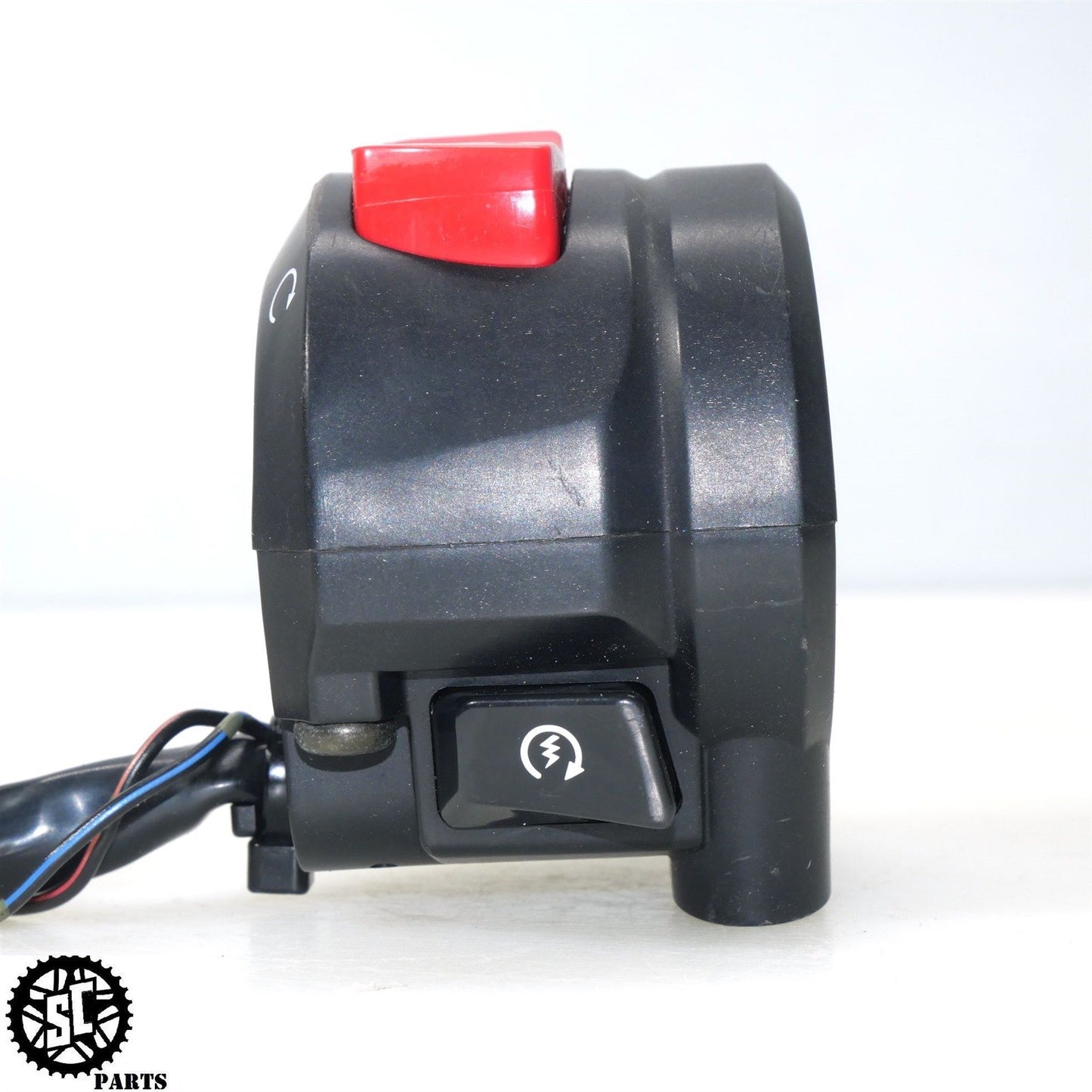 06 07 SUZUKI GSXR 750 RIGHT CONTROL KILL SWITCH 37400-01H10 S64