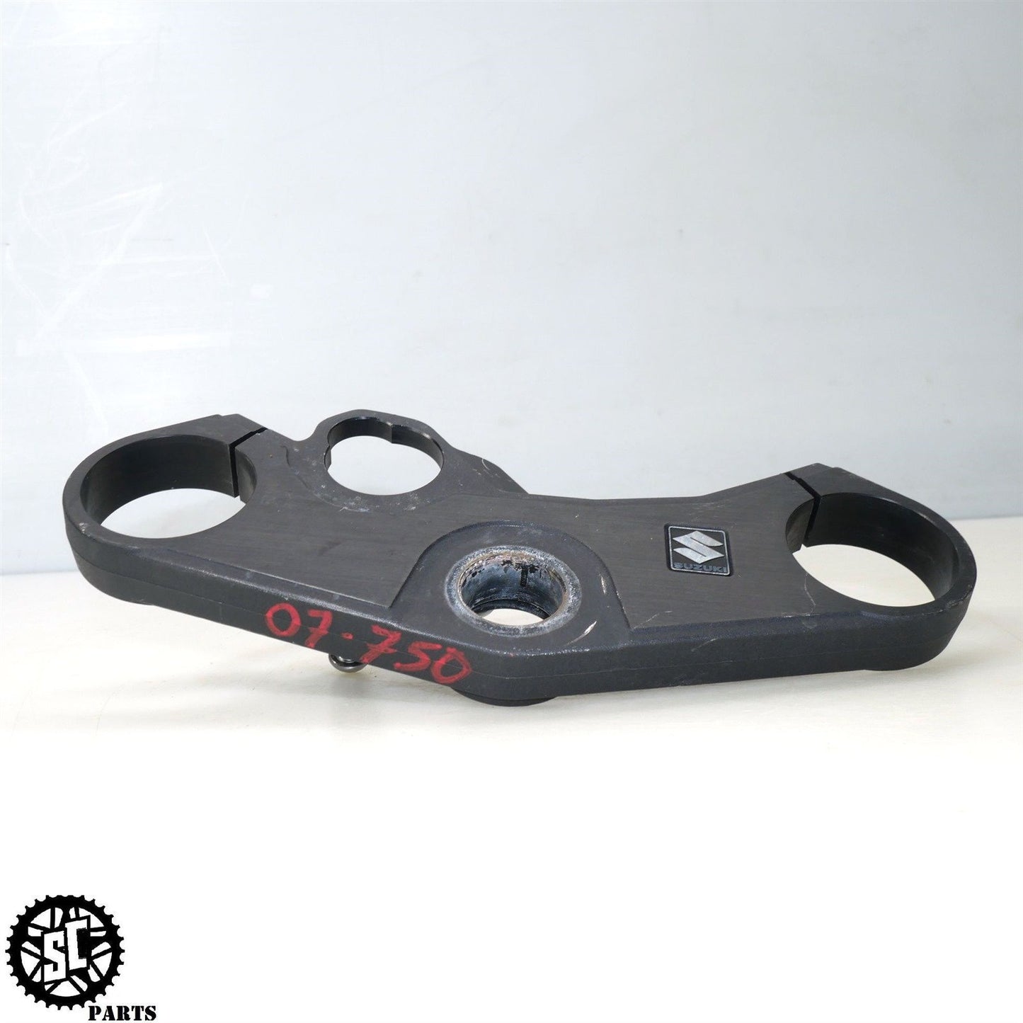 06 07 SUZUKI GSXR 750 UPPER TRIPLE TREE CLAMP S64