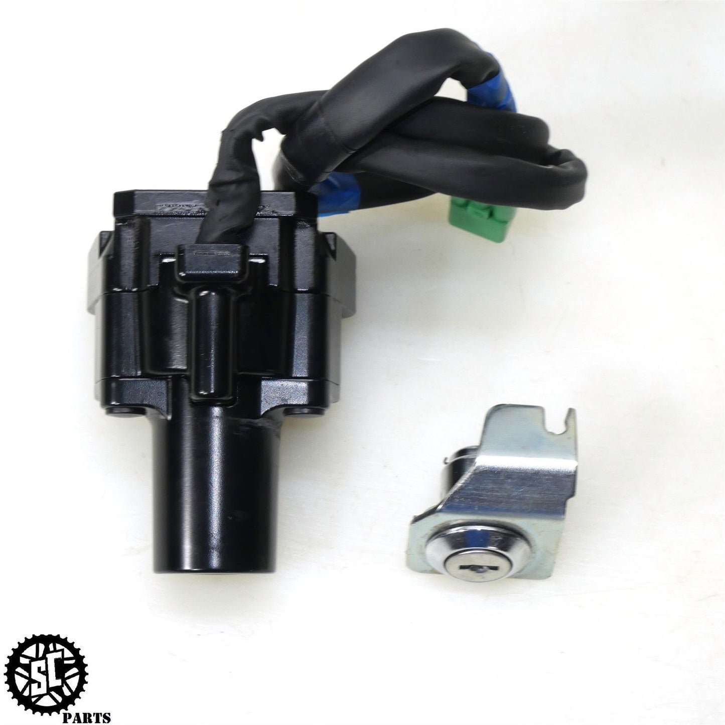 2022-2024 SUZUKI HAYABUSA LOCK SET IGNITION SWITCH S14