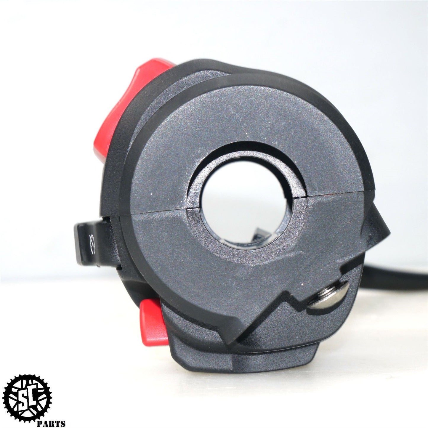 2022-2024 SUZUKI HAYABUSA RIGHT CONTROL KILL SWITCH 37200-10L00 S14