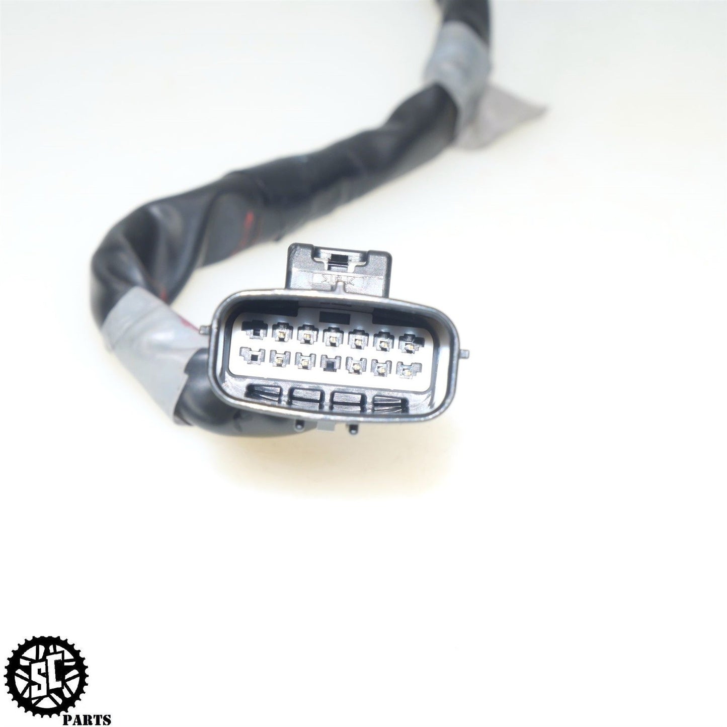 2022-2024 SUZUKI HAYABUSA RIGHT CONTROL KILL SWITCH 37200-10L00 S14