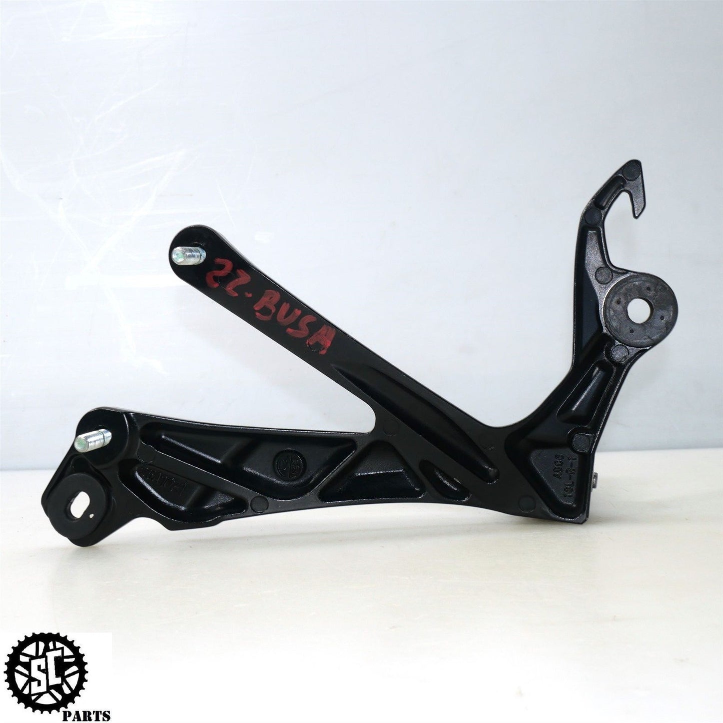 2022-2024 SUZUKI HAYABUSA LEFT RIGHT REAR PASSENGER PEGS BRACKET S14