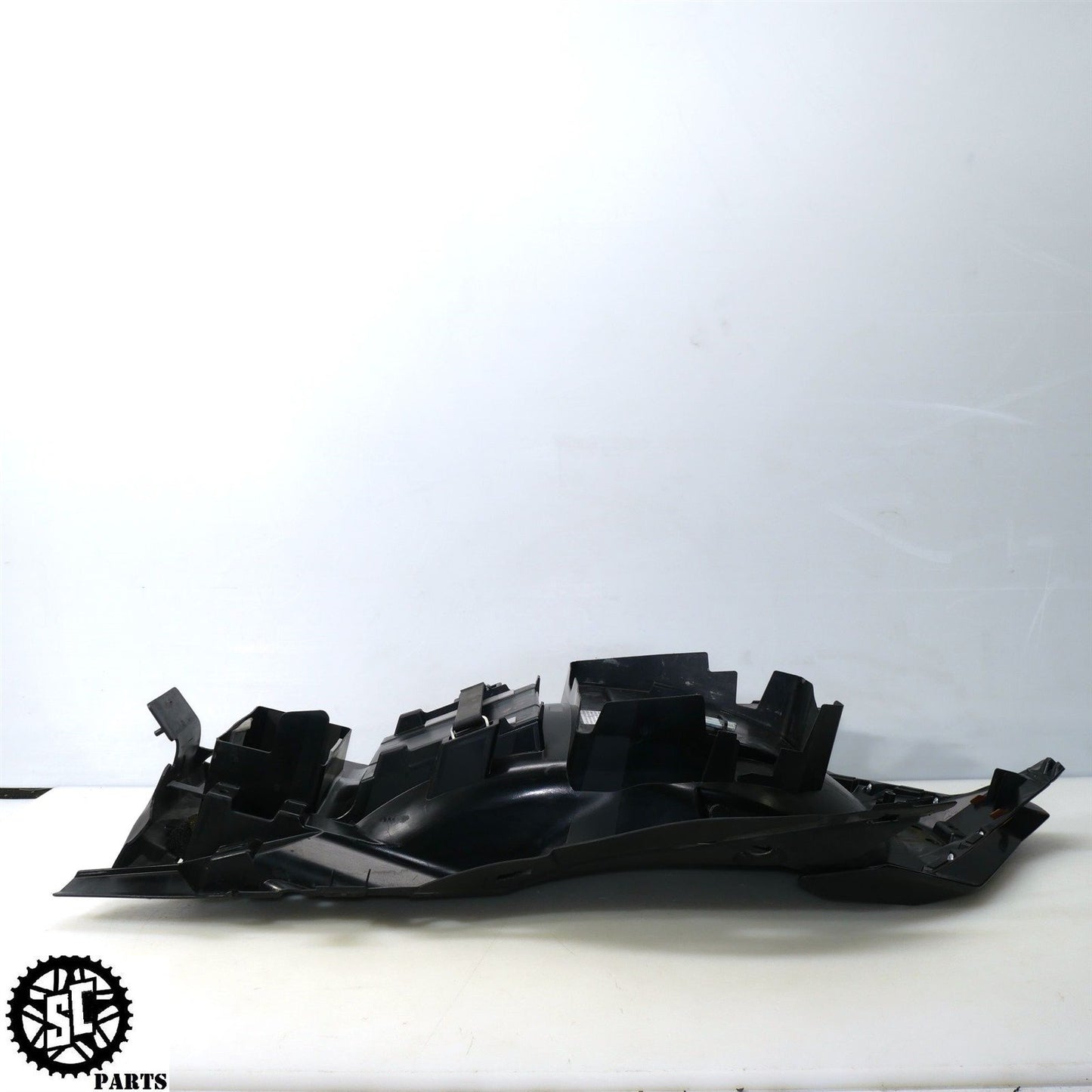 2022-2024 SUZUKI HAYABUSA BATTERY TRAY UNDERTAIL FAIRING 475111-10L00 S14