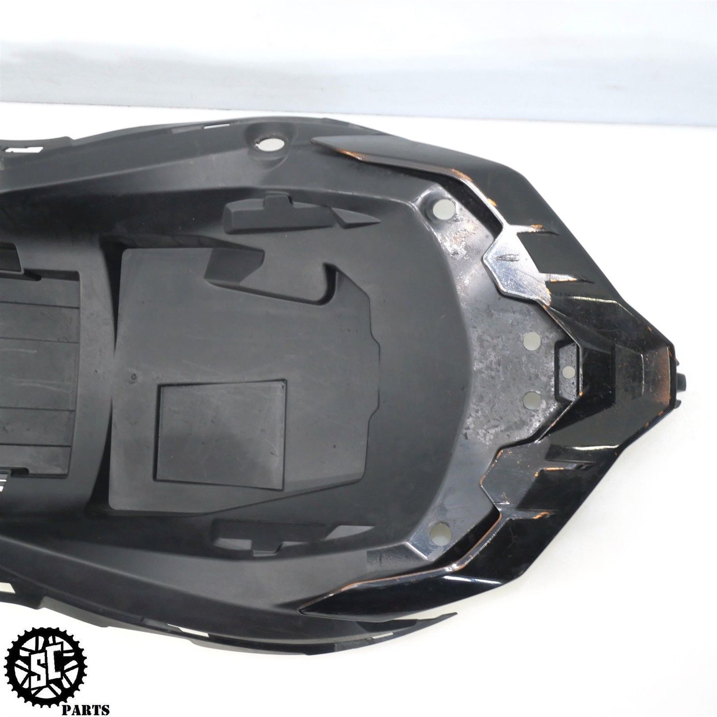 2022-2024 SUZUKI HAYABUSA BATTERY TRAY UNDERTAIL FAIRING 475111-10L00 S14