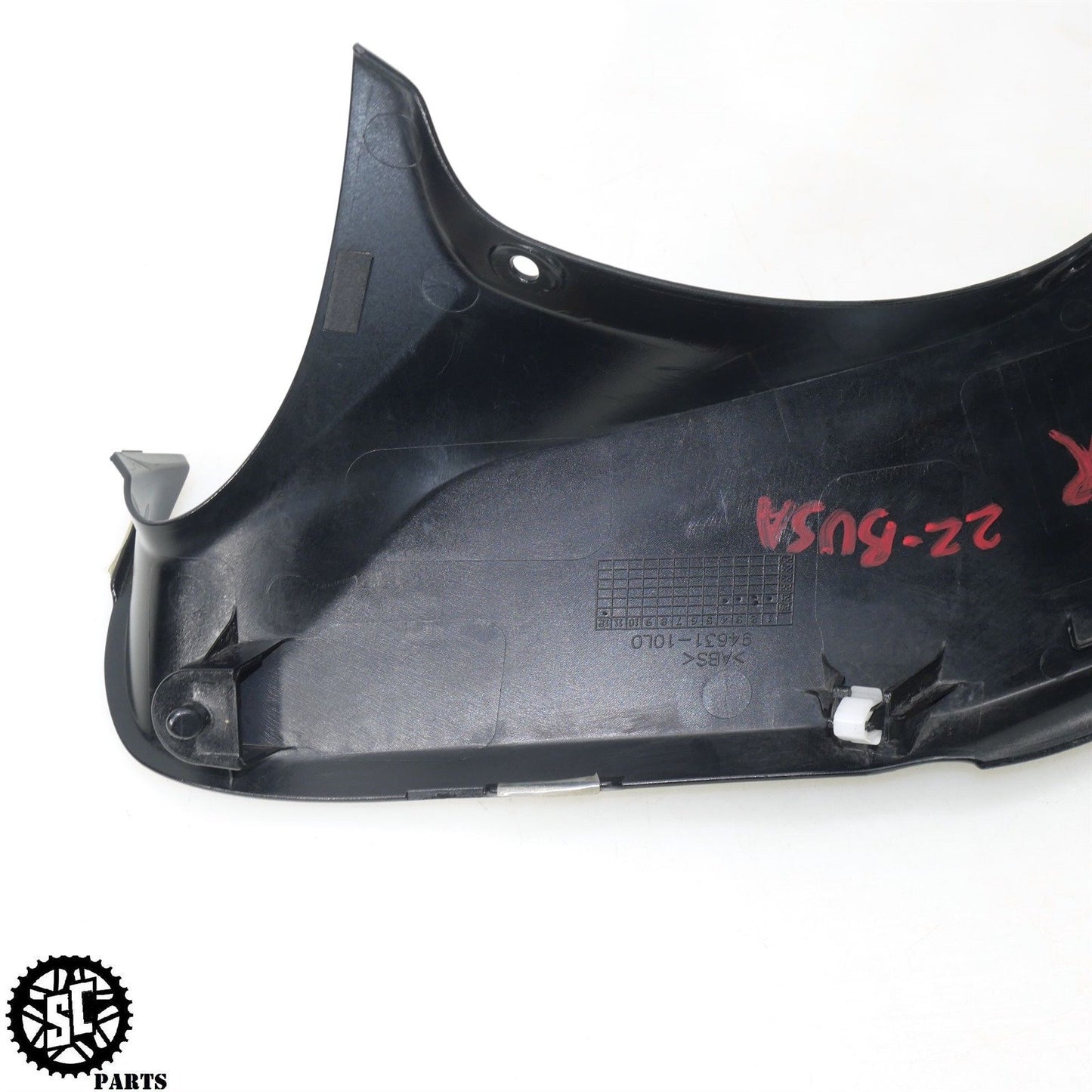 2022-2024 SUZUKI HAYABUSA RIGHT DASH INNER FAIRING PANEL 94631-10L00 S14