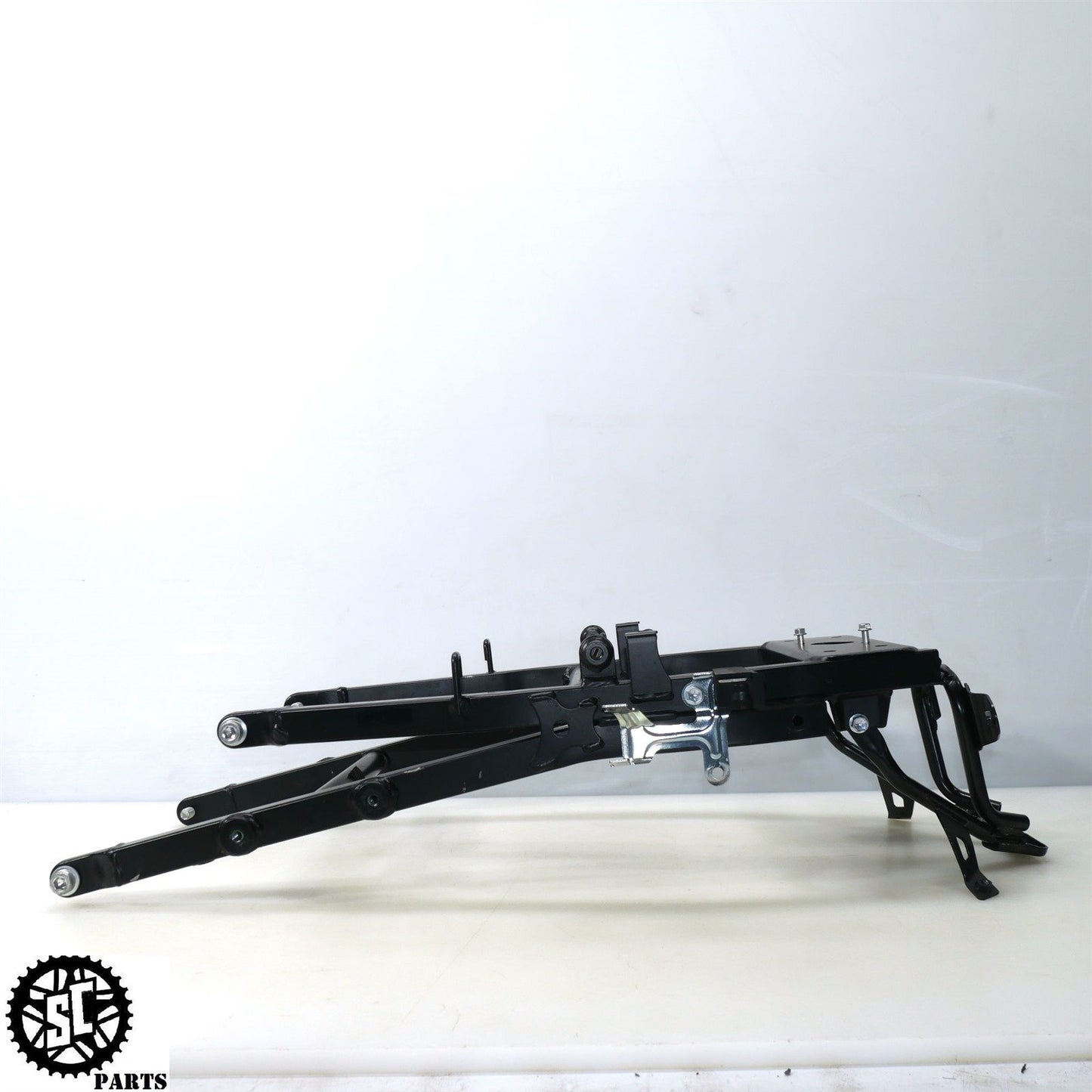 2022-2024 SUZUKI HAYABUSA REAR SUBFRAME TAIL FRAME BRACKET 63120-10L00 S14