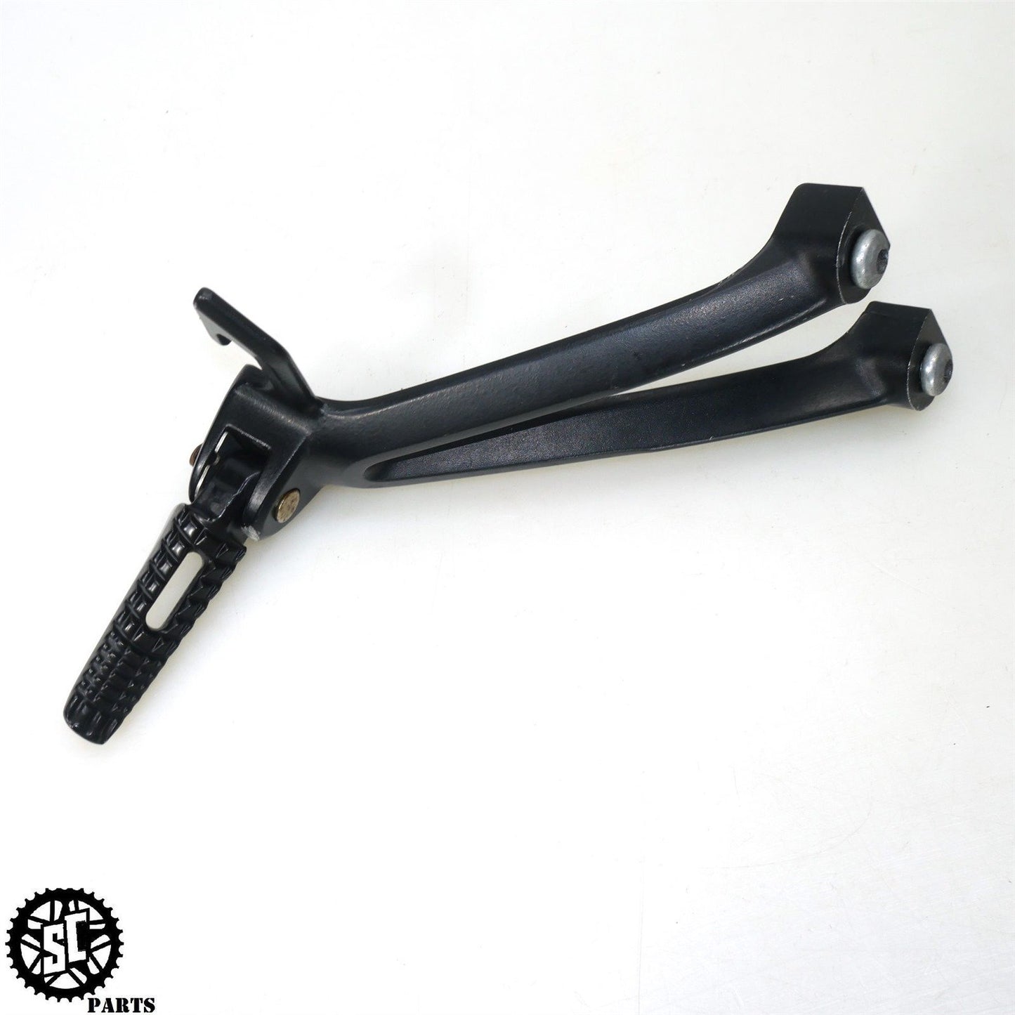 2008 2009 SUZUKI GSXR 600 LEFT RIGHT REAR PASSENGER FOOT PEG BRACKET S56