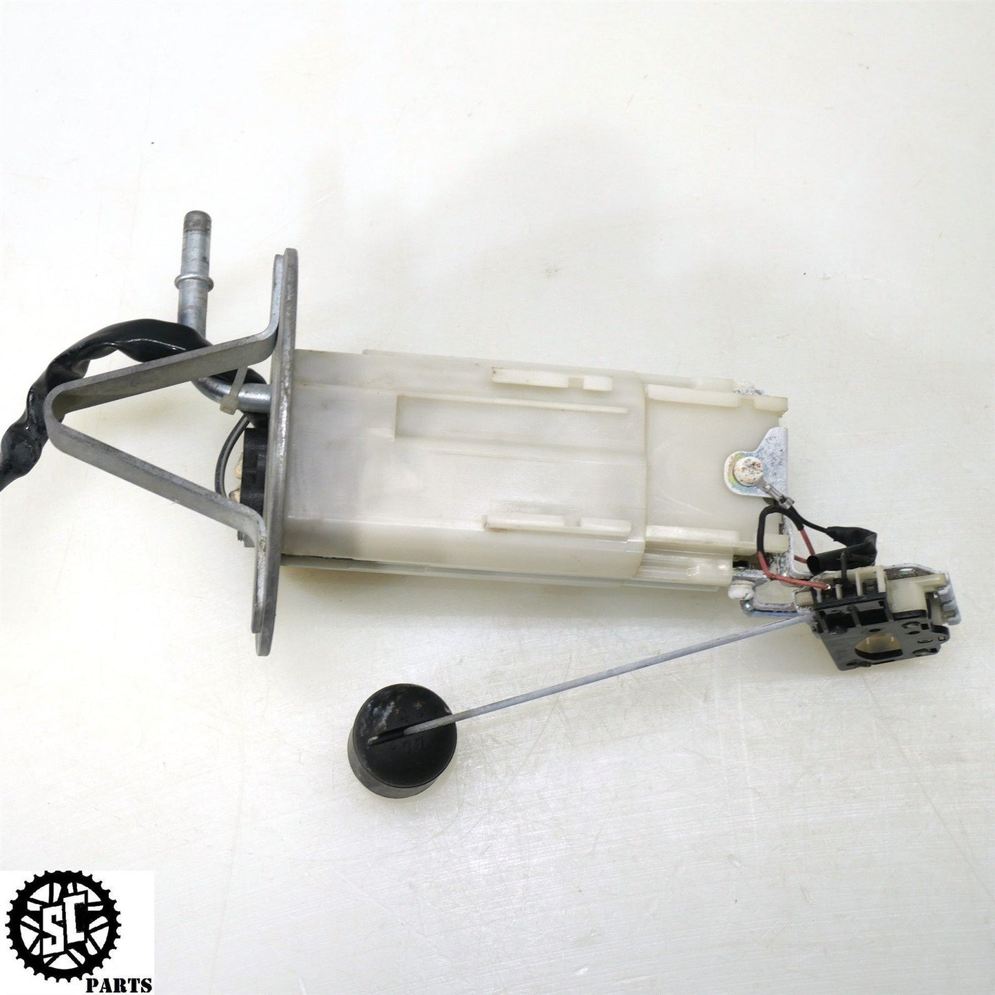 2008 2009 SUZUKI GSXR 600 FUEL PUMP 15100-37H00 S56