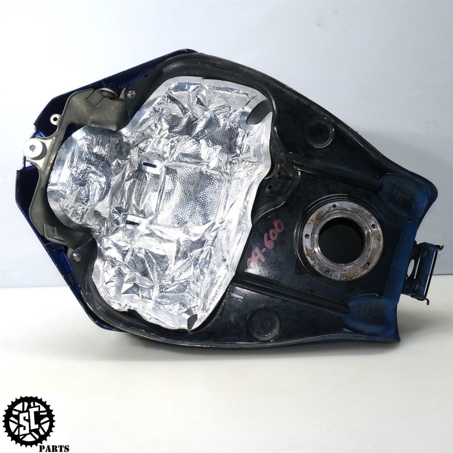 2008 2009 SUZUKI GSXR 600 FUEL GAS TANK S56