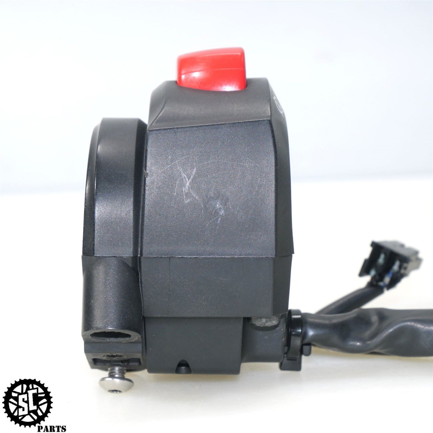 2017 SUZUKI GSXR 600 RIGHT KILL SWITCH 37200-47H30 S06