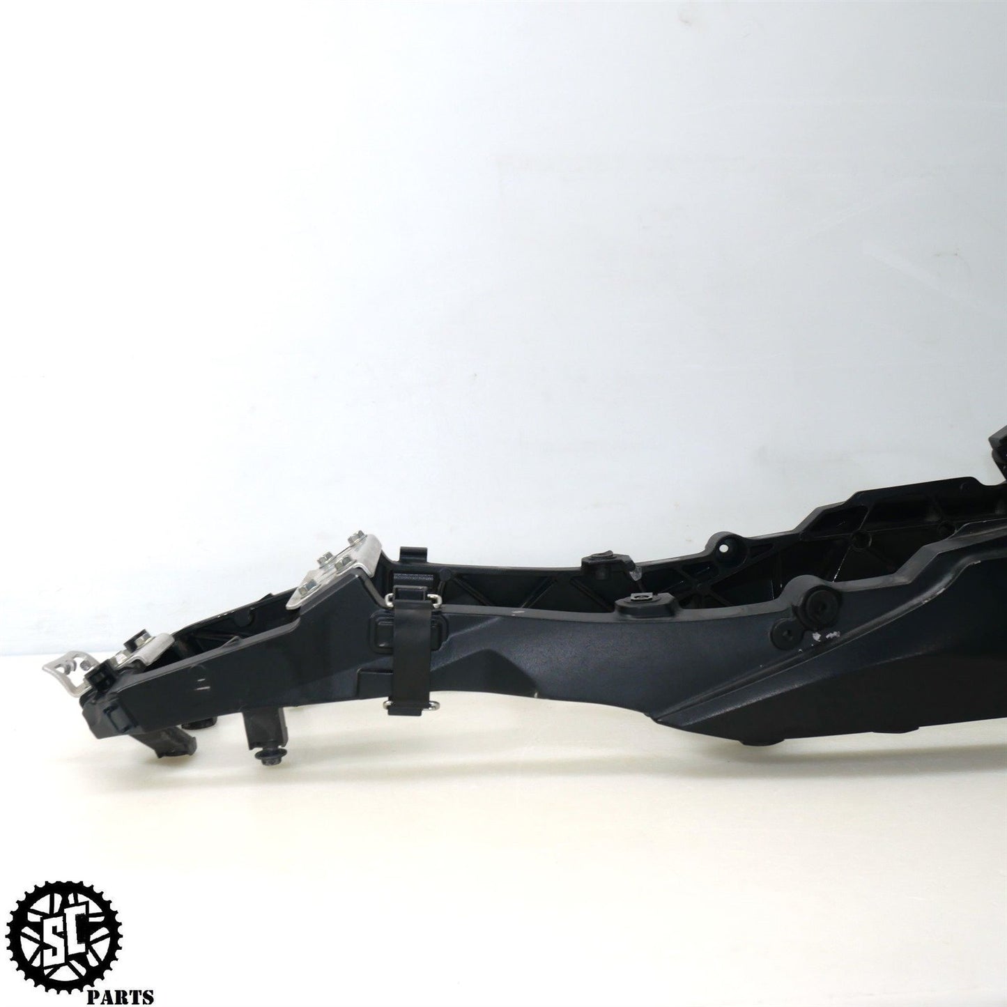 2017 SUZUKI GSXR 600 REAR SUBFRAME BACK TAIL STRAIGHT S06