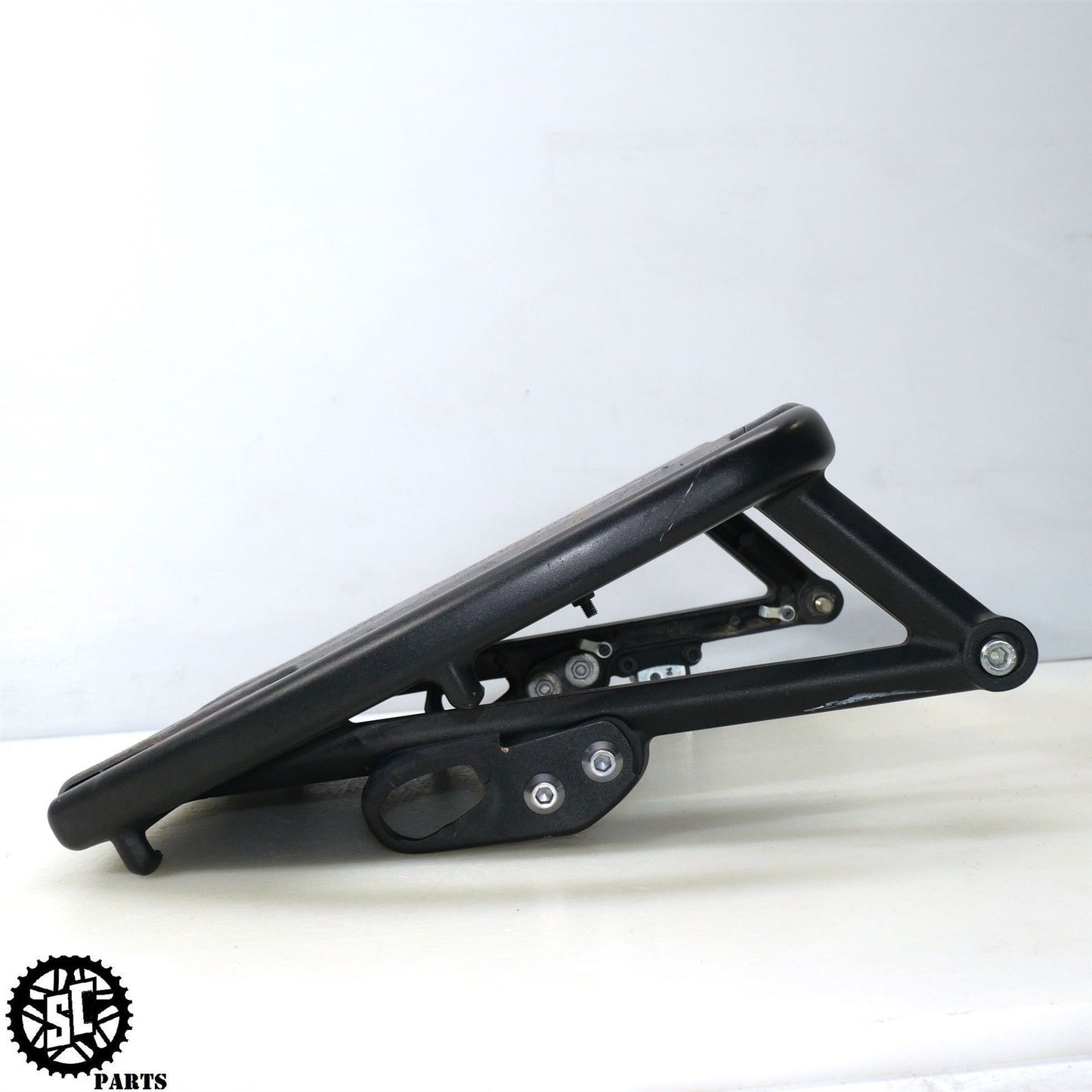 2012 KAWASAKI KLR 650 KL REAR TOP CASE LUGGAGE RACK BRACKET 53029-0047 K50E