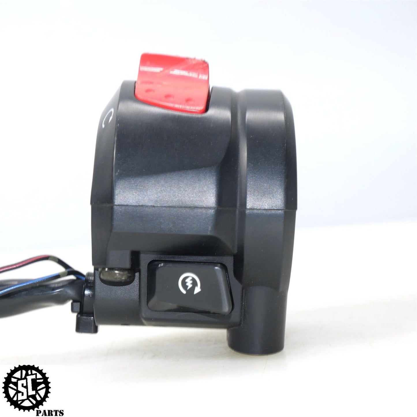 2007 SUZUKI GSXR 600 RIGHT CONTROL KILL ON OFF START SWITCHES 37200-01H30 S44