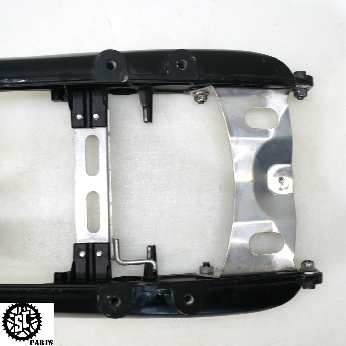 2007 SUZUKI GSXR 600 REAR SUBFRAME BACK SUB FRAME STRAIGHT S44