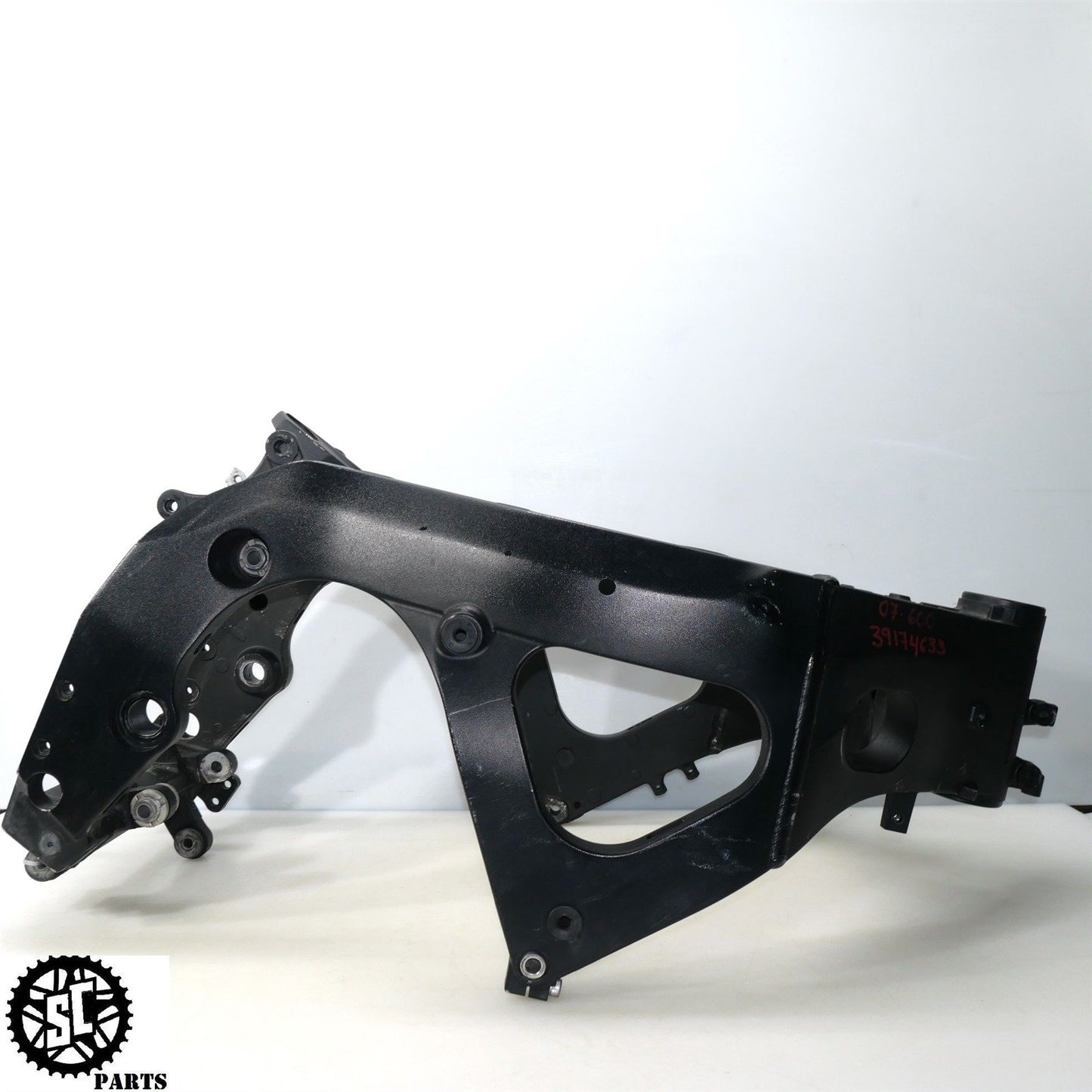 2007 SUZUKI GSXR 600 MAIN FRAME *C* S44