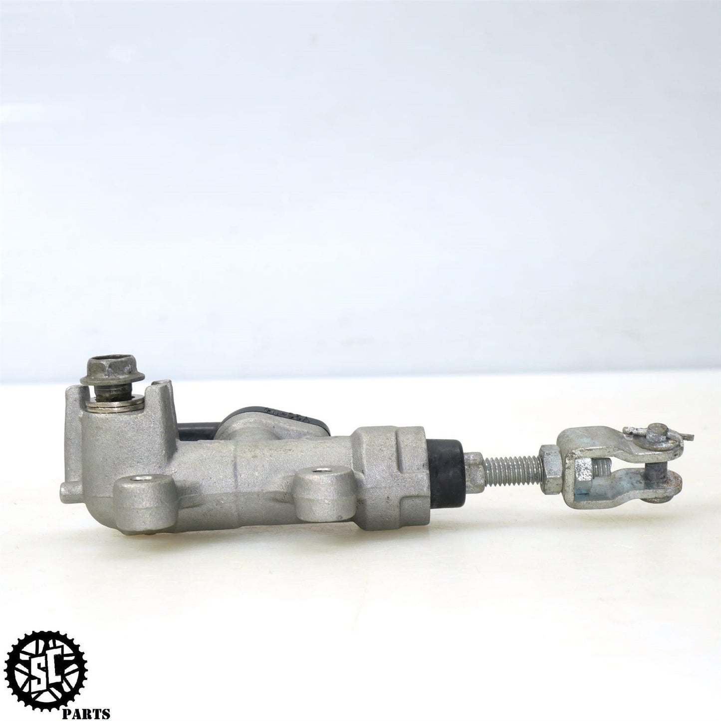 2001-2007 SUZUKI HAYABUSA REAR BRAKE MASTER CYLINDER S28