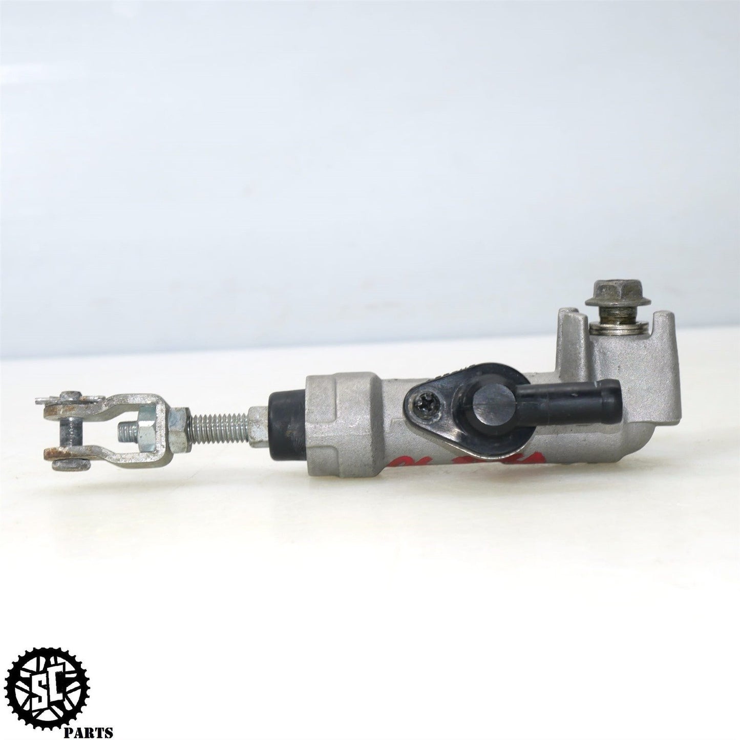 2001-2007 SUZUKI HAYABUSA REAR BRAKE MASTER CYLINDER S28