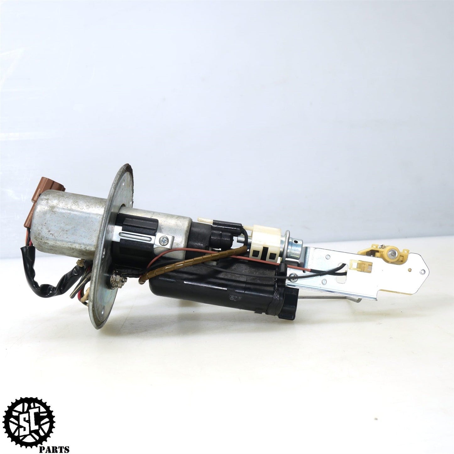 2001-2007 SUZUKI HAYABUSA FUEL PUMP GAS SENDING UNIT PETROL S28