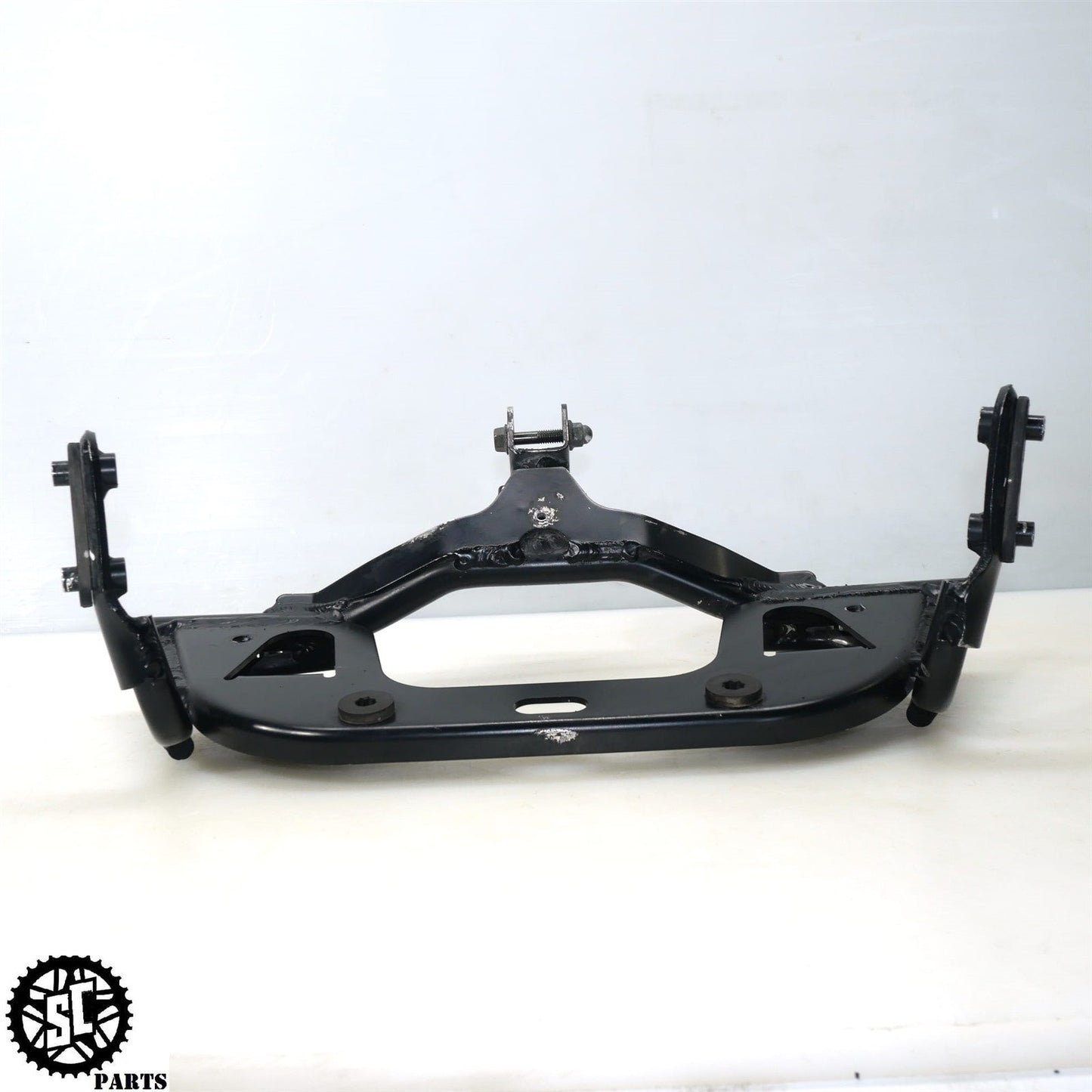 2001-2007 SUZUKI HAYABUSA FRONT UPPER FAIRING STAY BRACKET S28