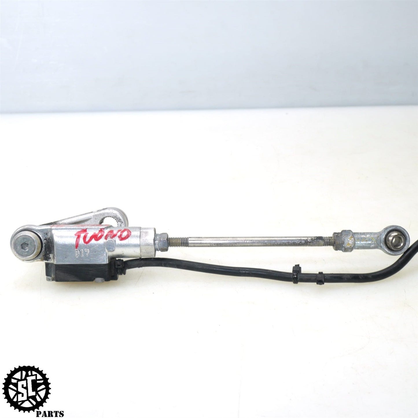 2018 APRILIA TUONO V4 1100 QUICK SHIFTER QS SENSOR SHIFTER ROD 2B009189 A09