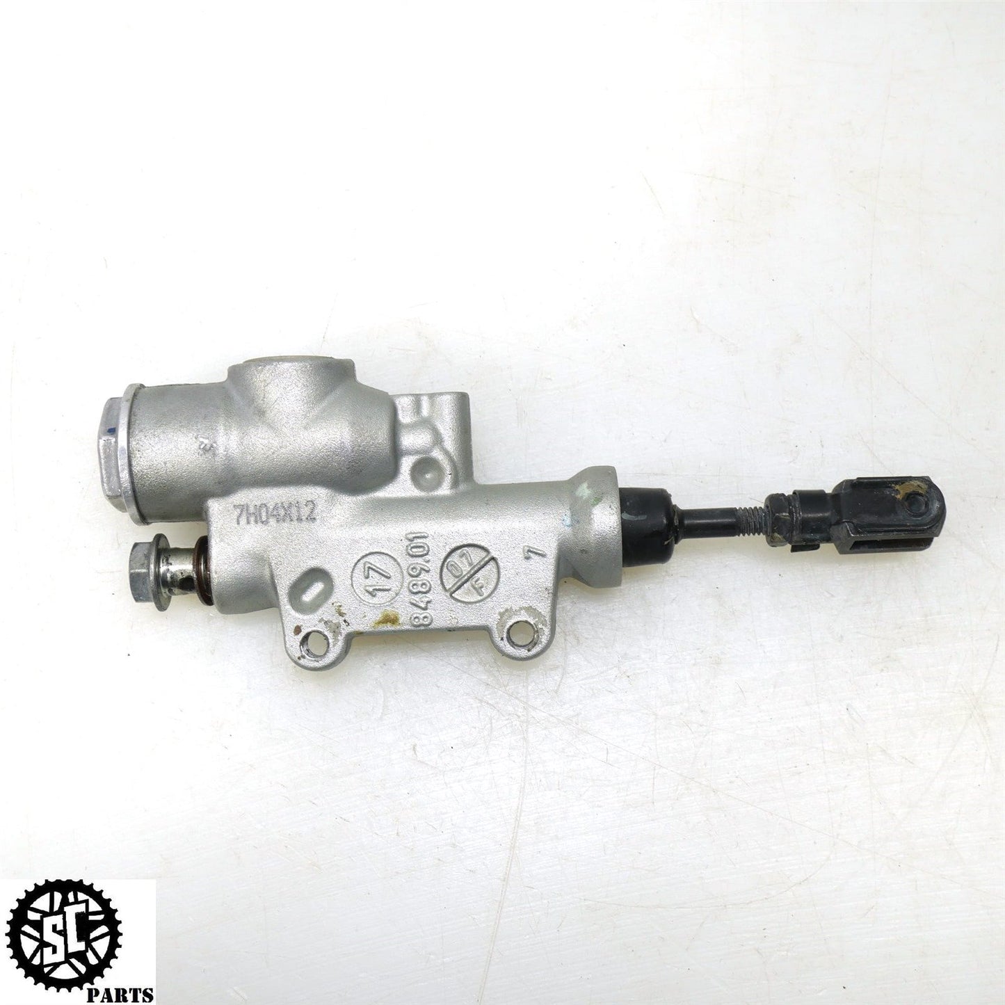 2018 APRILIA TUONO V4 1100 REAR BRAKE MASTER CYLINDER B044586 A09