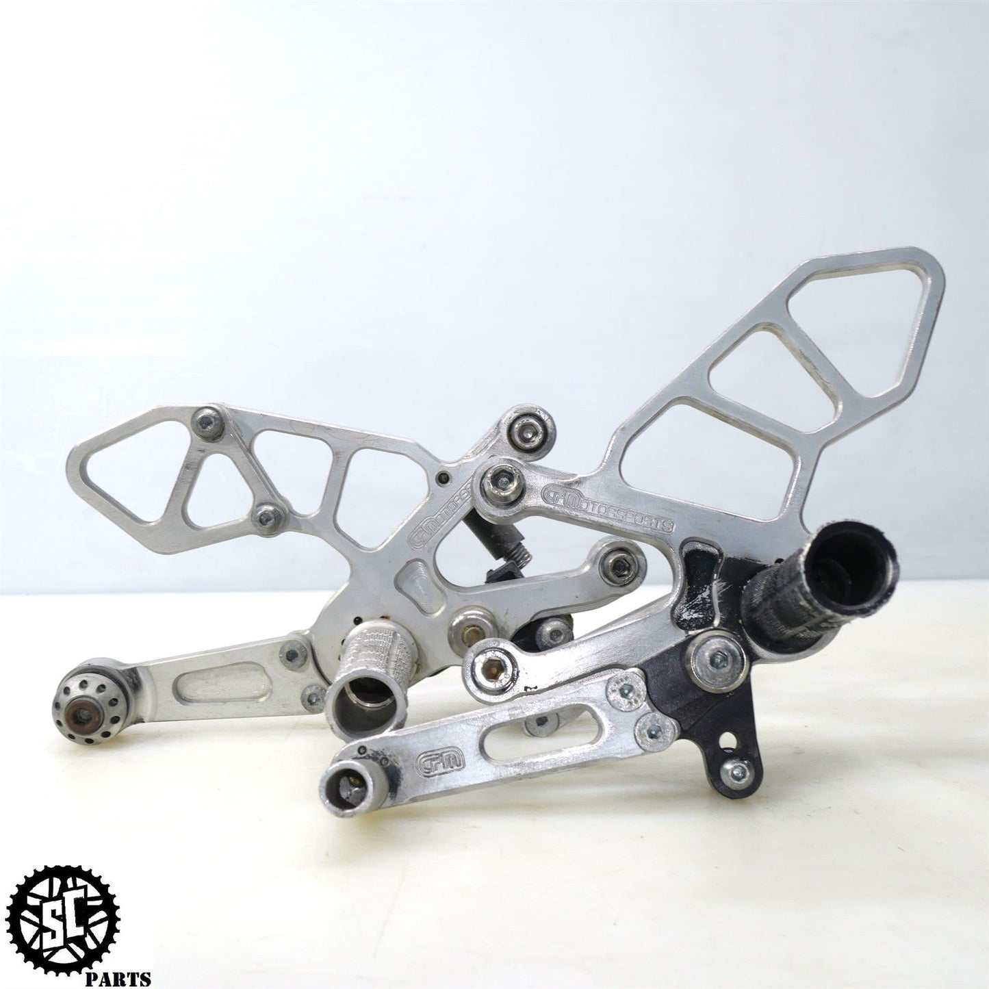 2018 APRILIA TUONO V4 1100 WOODCRAFT CFM ADJUSTABLE REARSET A09