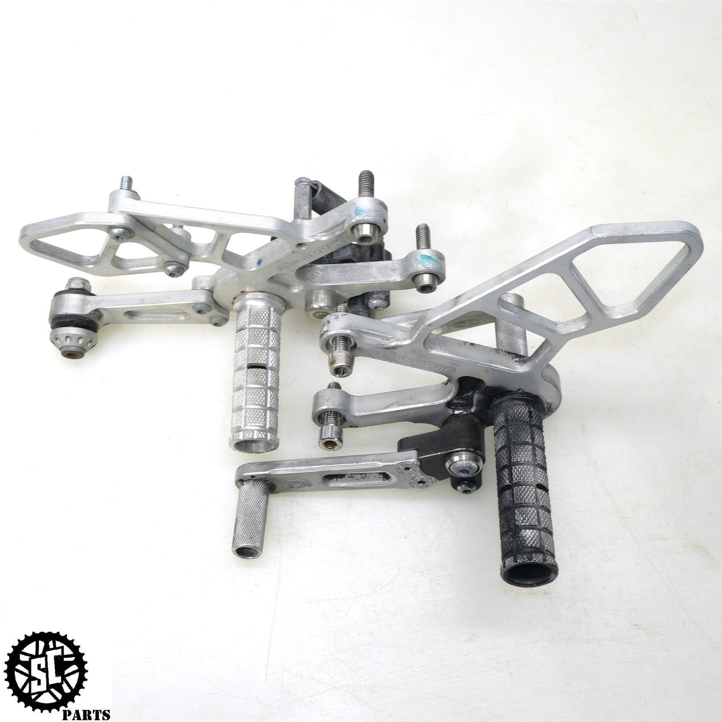 2018 APRILIA TUONO V4 1100 WOODCRAFT CFM ADJUSTABLE REARSET A09