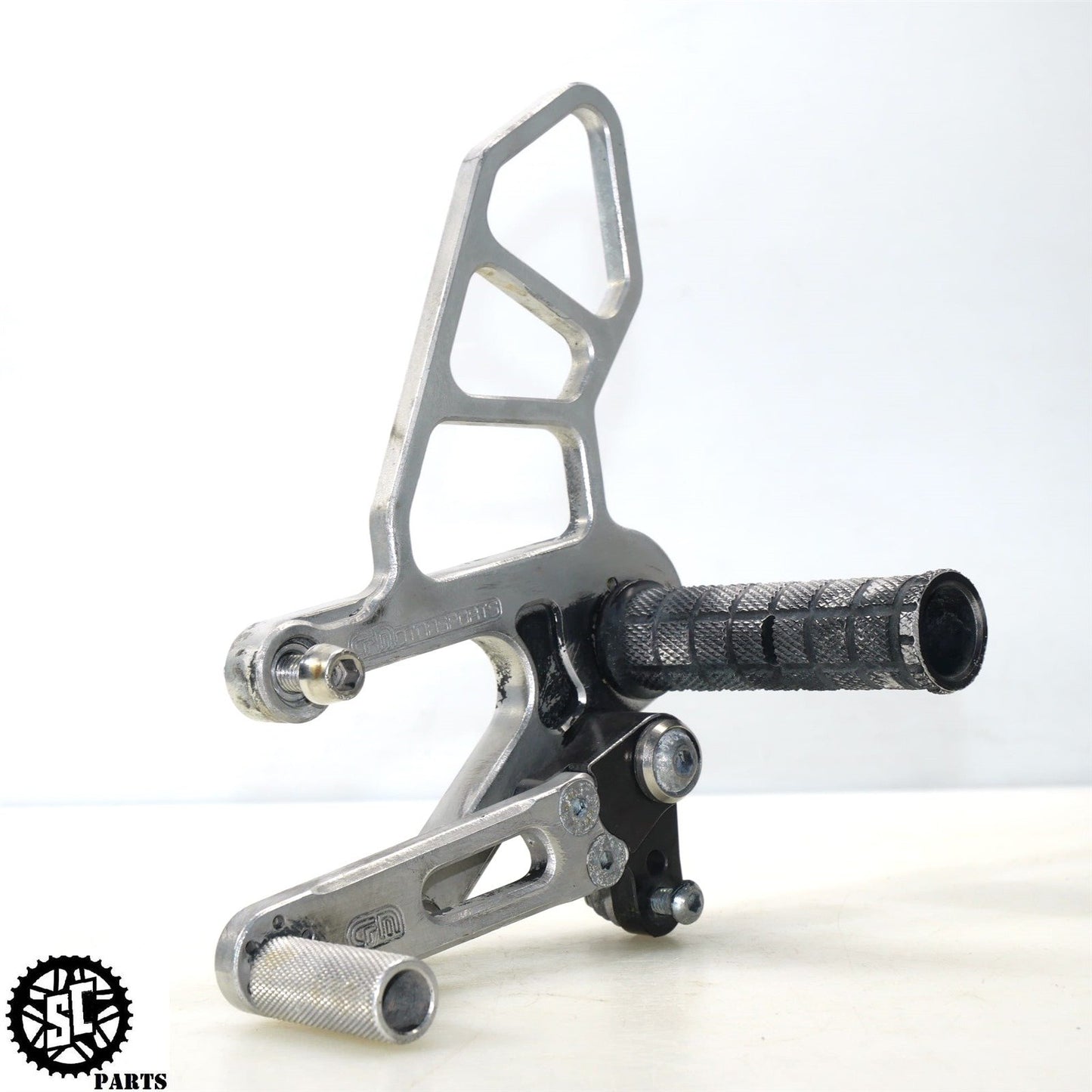 2018 APRILIA TUONO V4 1100 WOODCRAFT CFM ADJUSTABLE REARSET A09