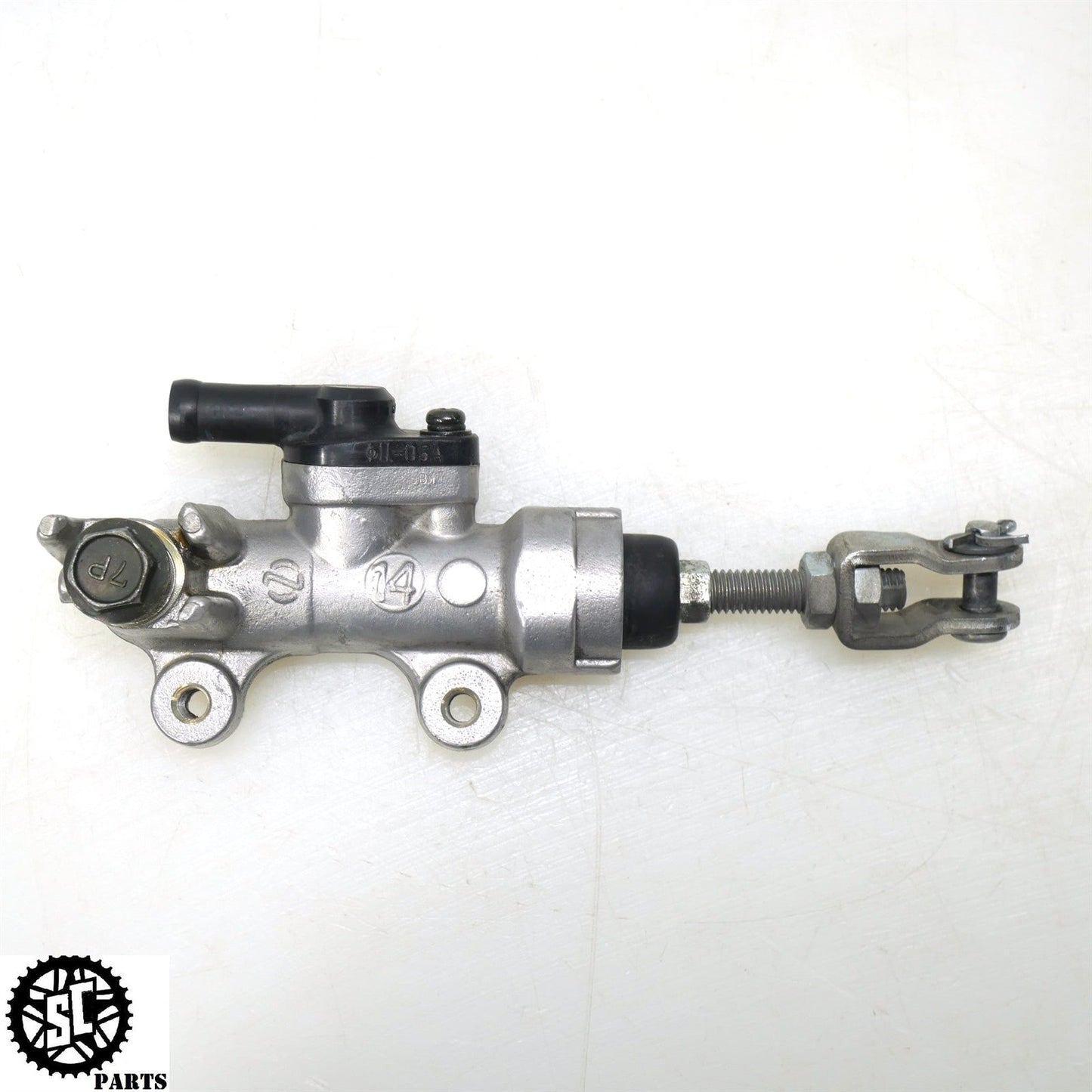 2005 2006 SUZUKI GSXR 1000 REAR BRAKE MASTER CYLINDER S22