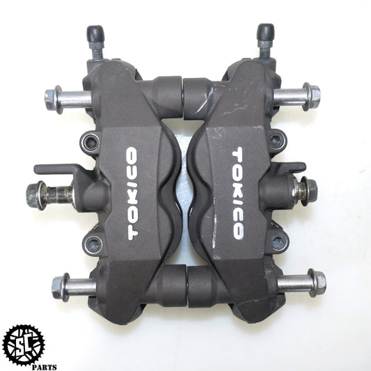 2005 2006 SUZUKI GSXR 1000 FRONT BRAKE CALIPERS S22