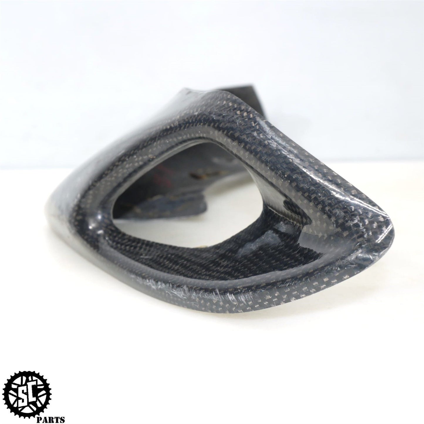 2005 2006 SUZUKI GSXR 1000 CARBON FIBER AIR DUCT TUBE COVER S22