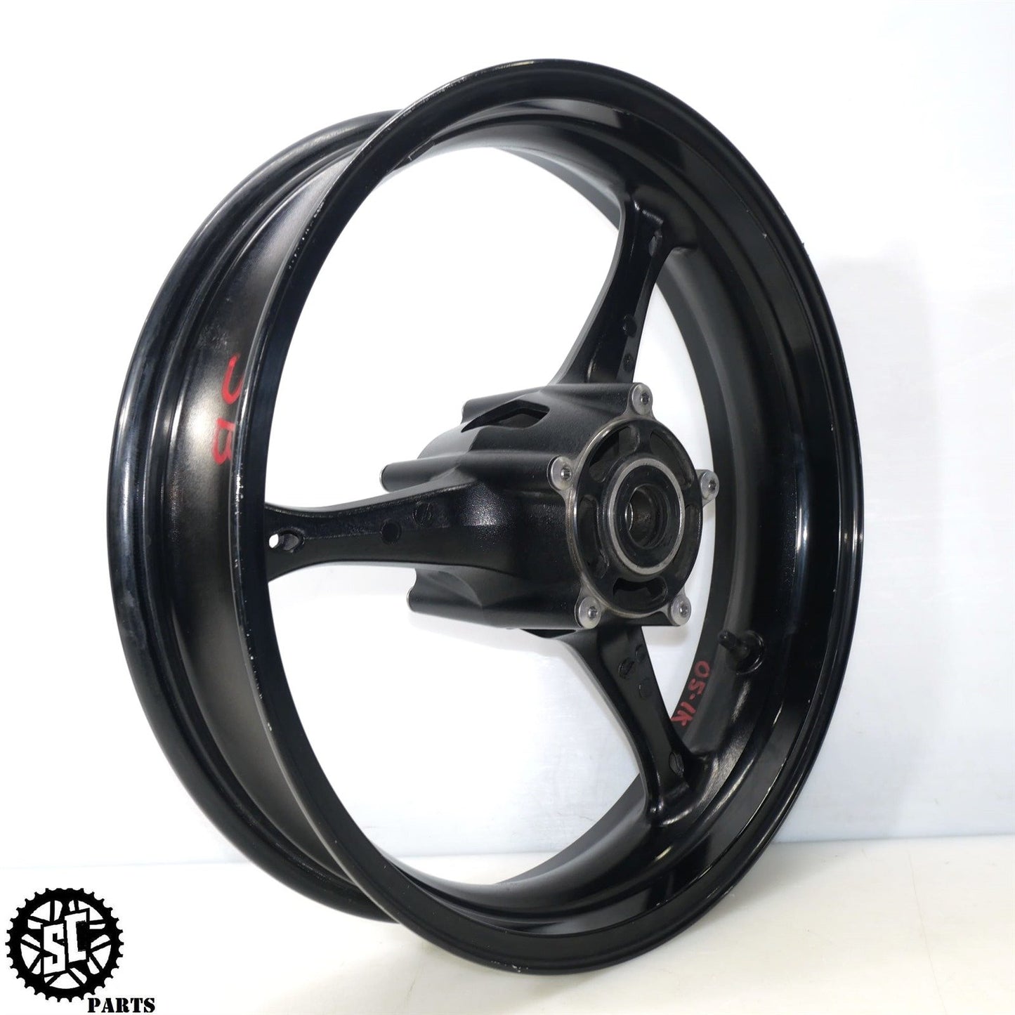 2005 2006 SUZUKI GSXR 1000 FRONT WHEEL RIM SB S22