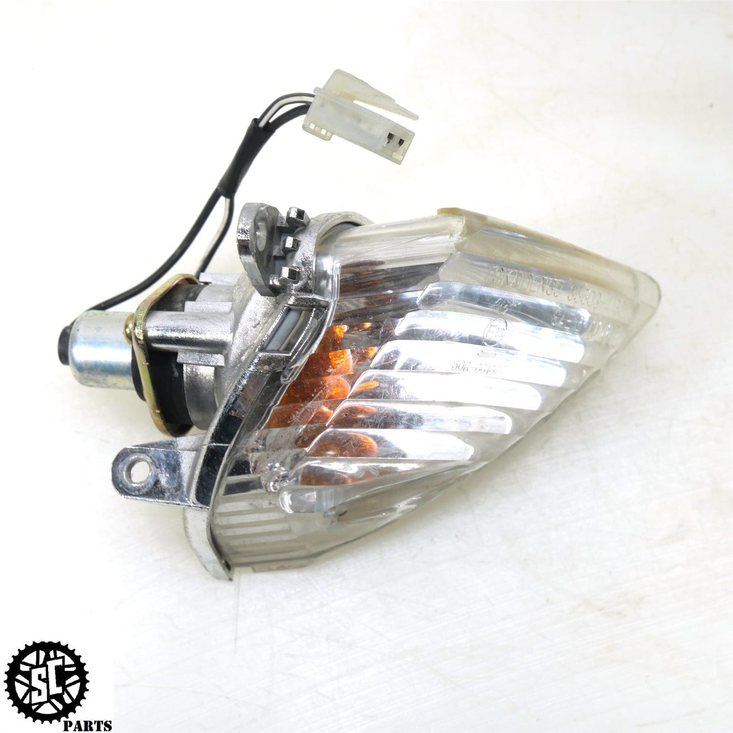 2005 2006 SUZUKI GSXR 1000 REAR TURN SIGNAL LEFT RIGHT BLINKER S22