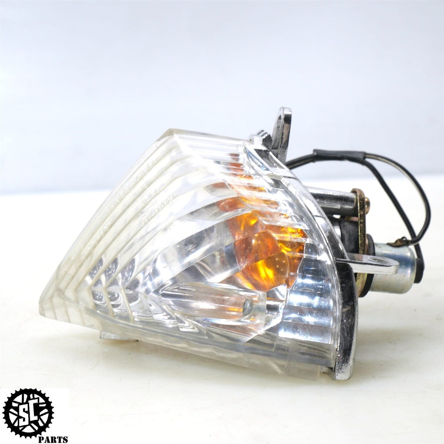 2005 2006 SUZUKI GSXR 1000 REAR TURN SIGNAL LEFT RIGHT BLINKER S22