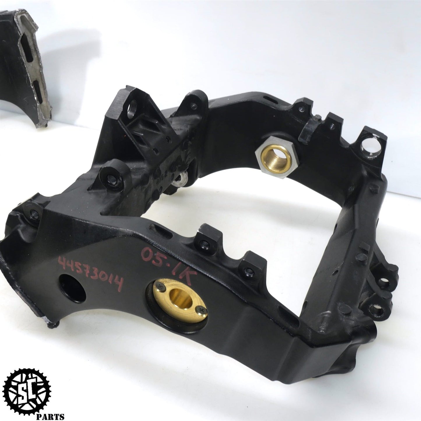 2005 2006 SUZUKI GSXR 1000 FRAME *S* S22