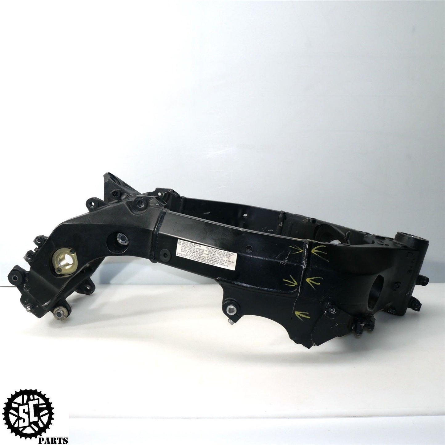 2005 2006 SUZUKI GSXR1000 MAIN FRAME CHASSIS S60