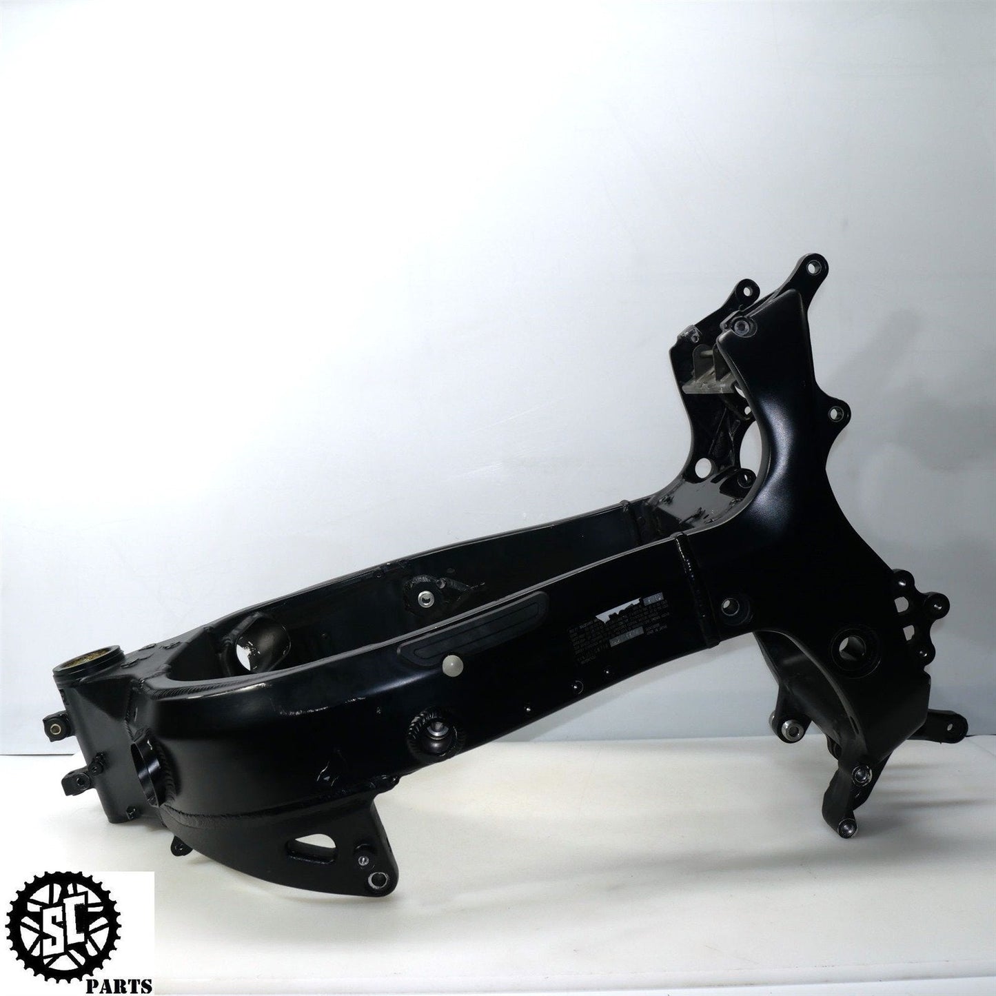 2001-2007 SUZUKI HAYABUSA MAIN FRAME CHASSIS *S* S28