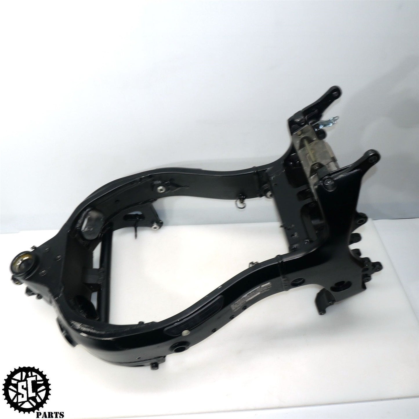 2001-2007 SUZUKI HAYABUSA MAIN FRAME CHASSIS *S* S28