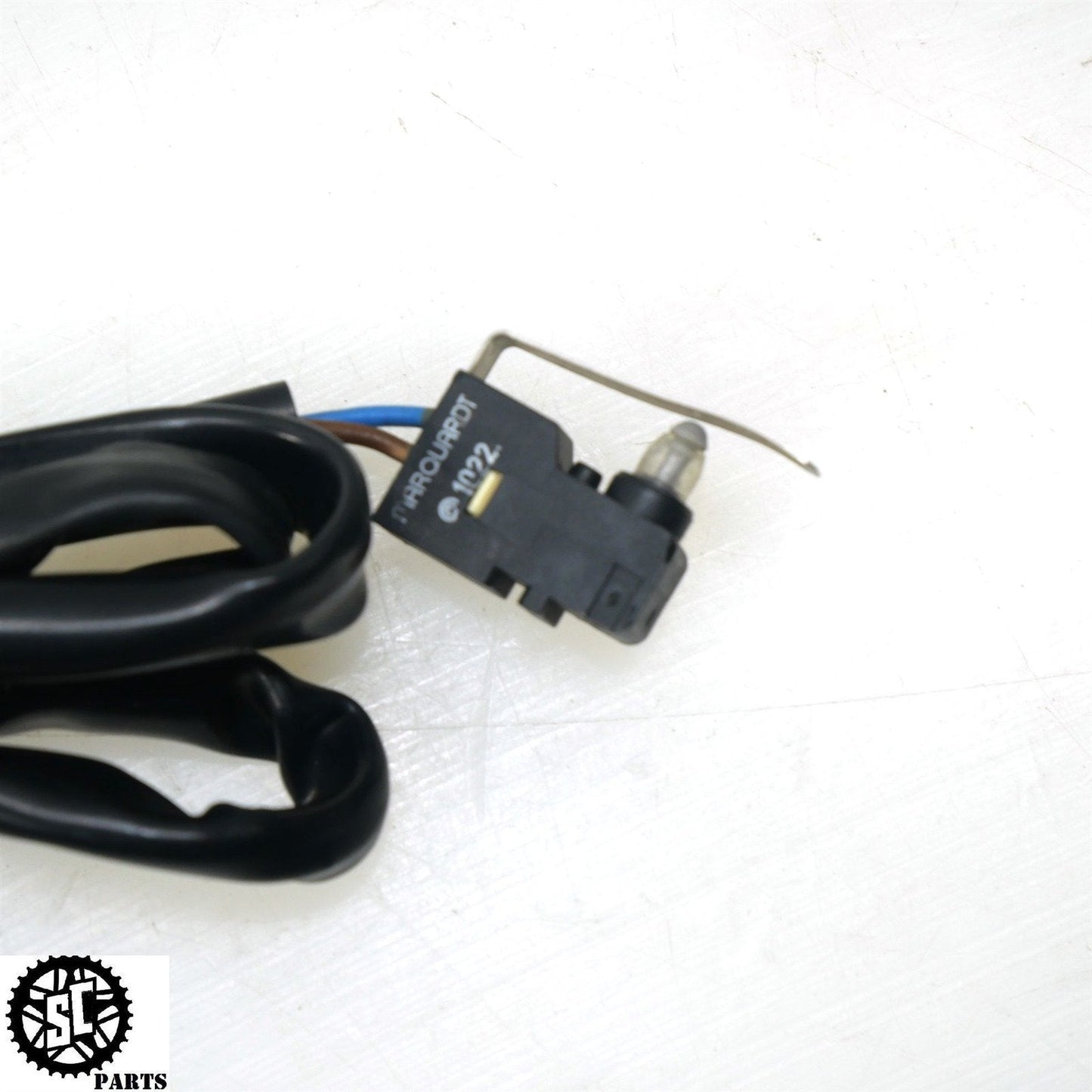 2015 DUCATI DIAVEL CLUTCH MASTER MICRO SWITCH SENSOR D32