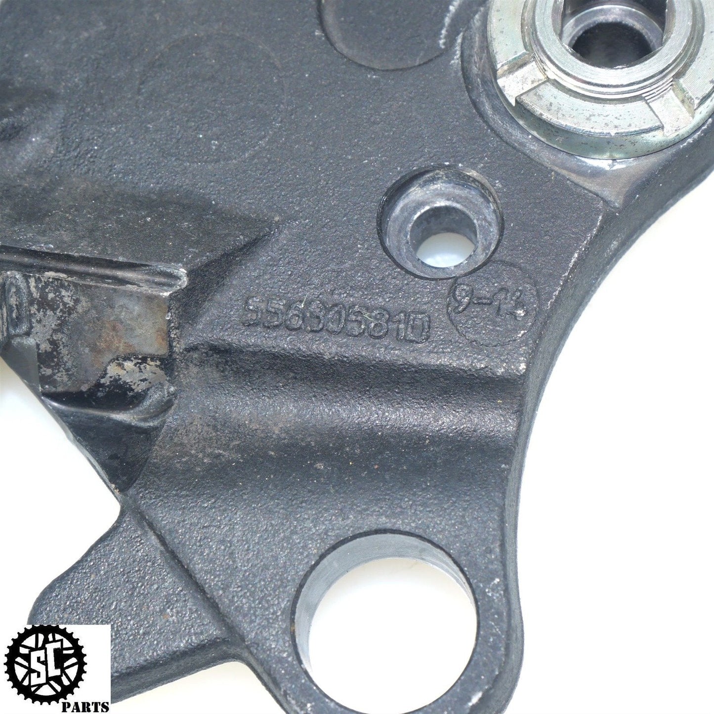 2015 DUCATI DIAVEL KICKSTAND ENGINE MOTOR MOUNT BRACKET D32