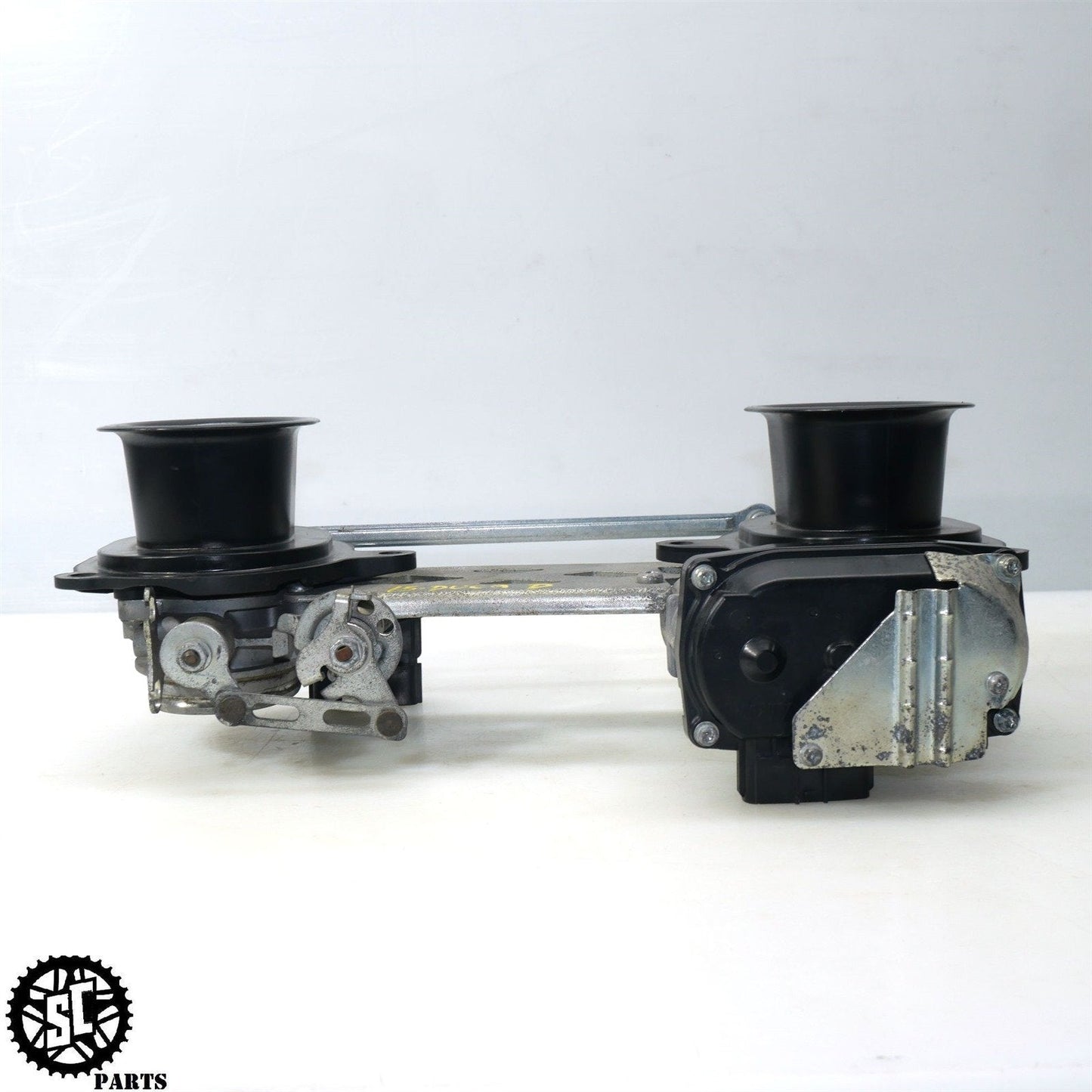 2015 DUCATI DIAVEL THROTTLE BODY D32