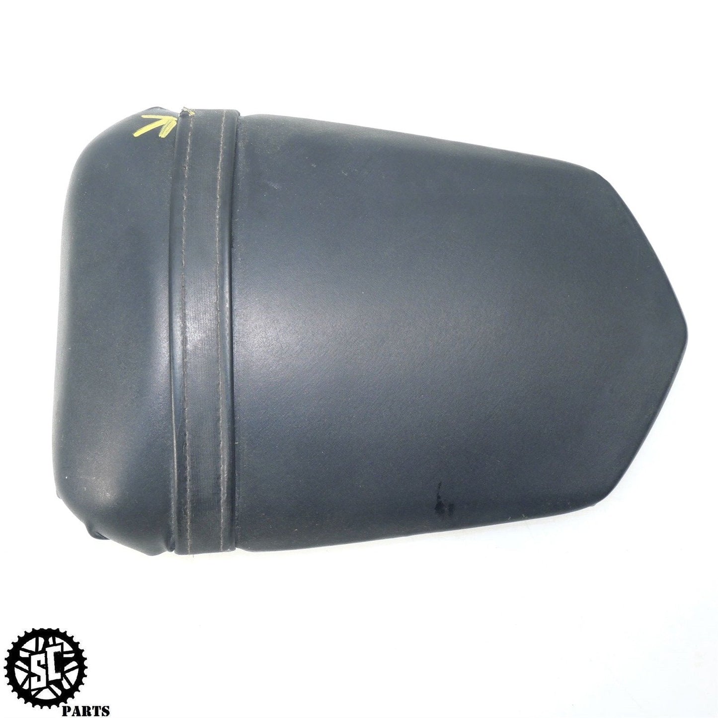 2004-2006 YAMAHA YZF R1 REAR PASSENGER SEAT Y02