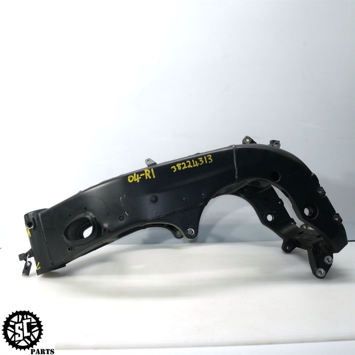 2004-2006 YAMAHA YZF R1 MAIN FRAME CHASSIS *S* Y02