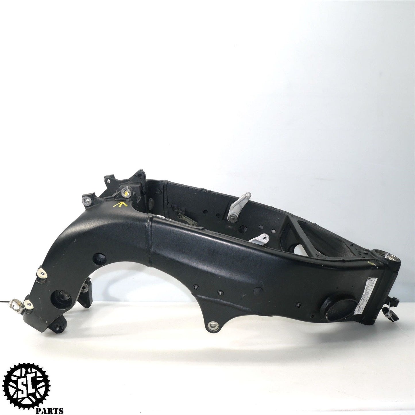 2004-2006 YAMAHA YZF R1 MAIN FRAME CHASSIS *S* Y02