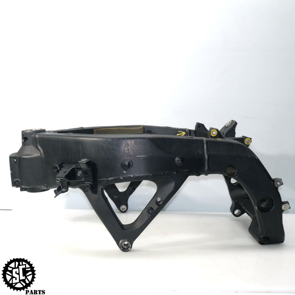2018 R6 Frame 2006-2016 YAMAHA YZF R6 MAIN FRAME CHASSIS *B* Y17 – SALVAGECYCLEPARTS
