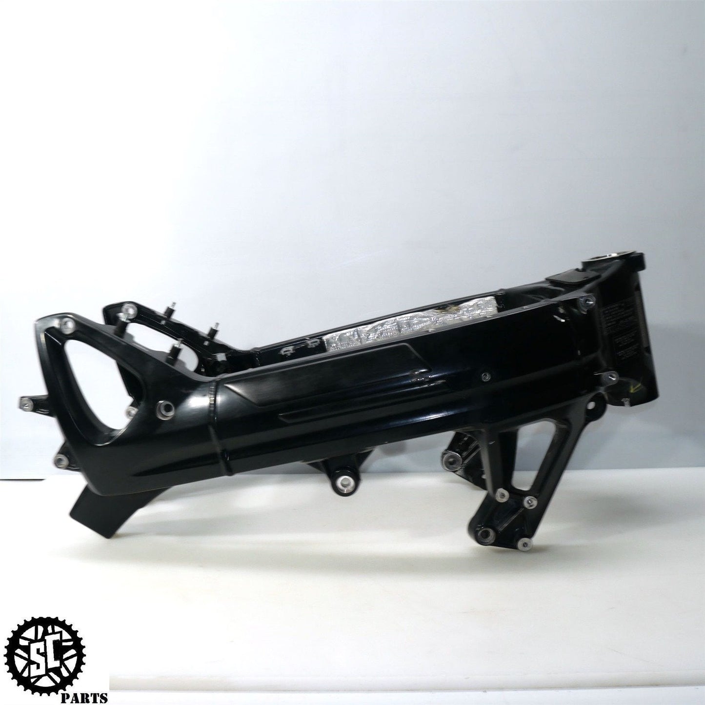 2005-2013 BMW F800ST MAIN FRAME CHASSIS *B* B28