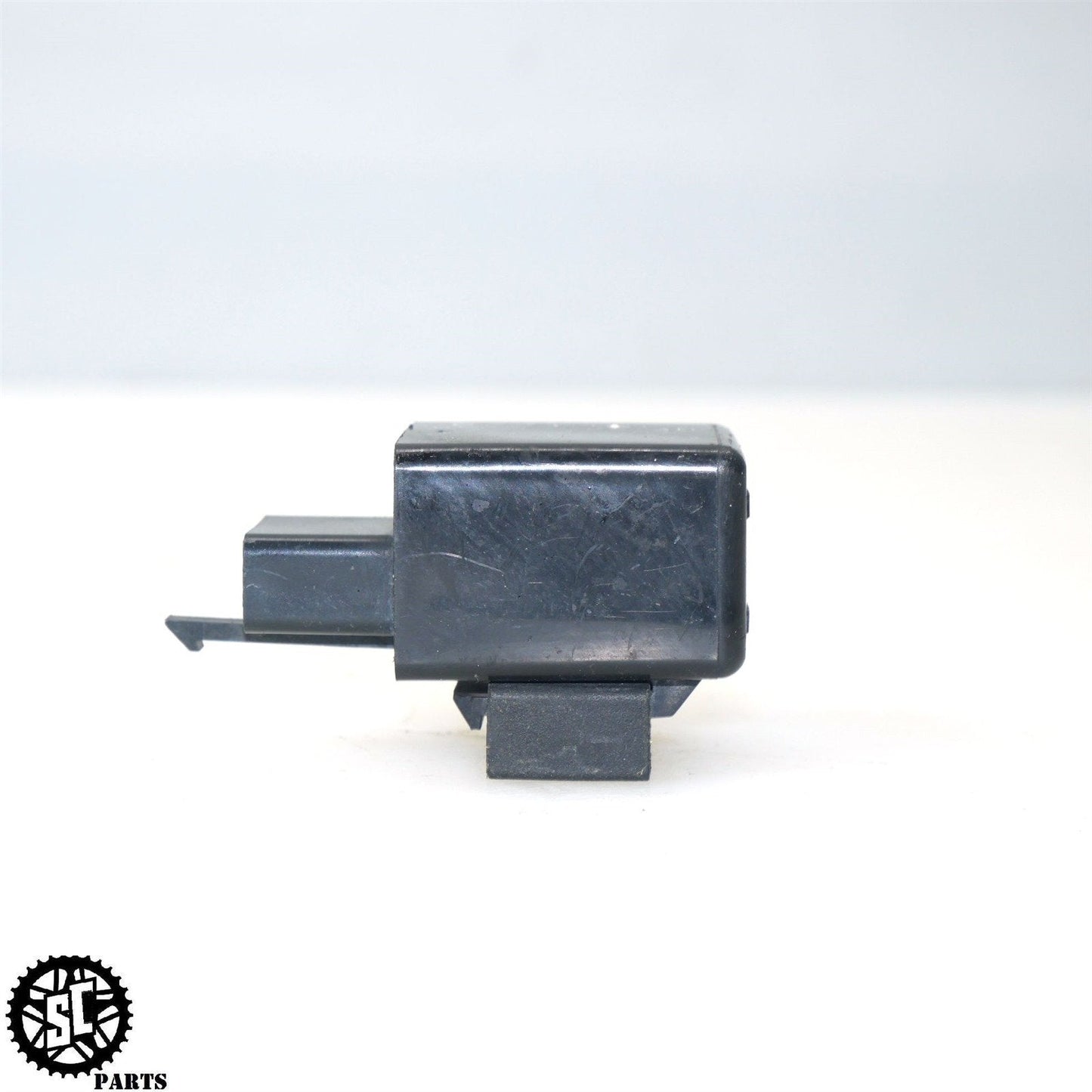 2006-2008 TRIUMPH DAYTONA 675 FLASHER BLINKER TURN SIGNAL RELAY WITH T20