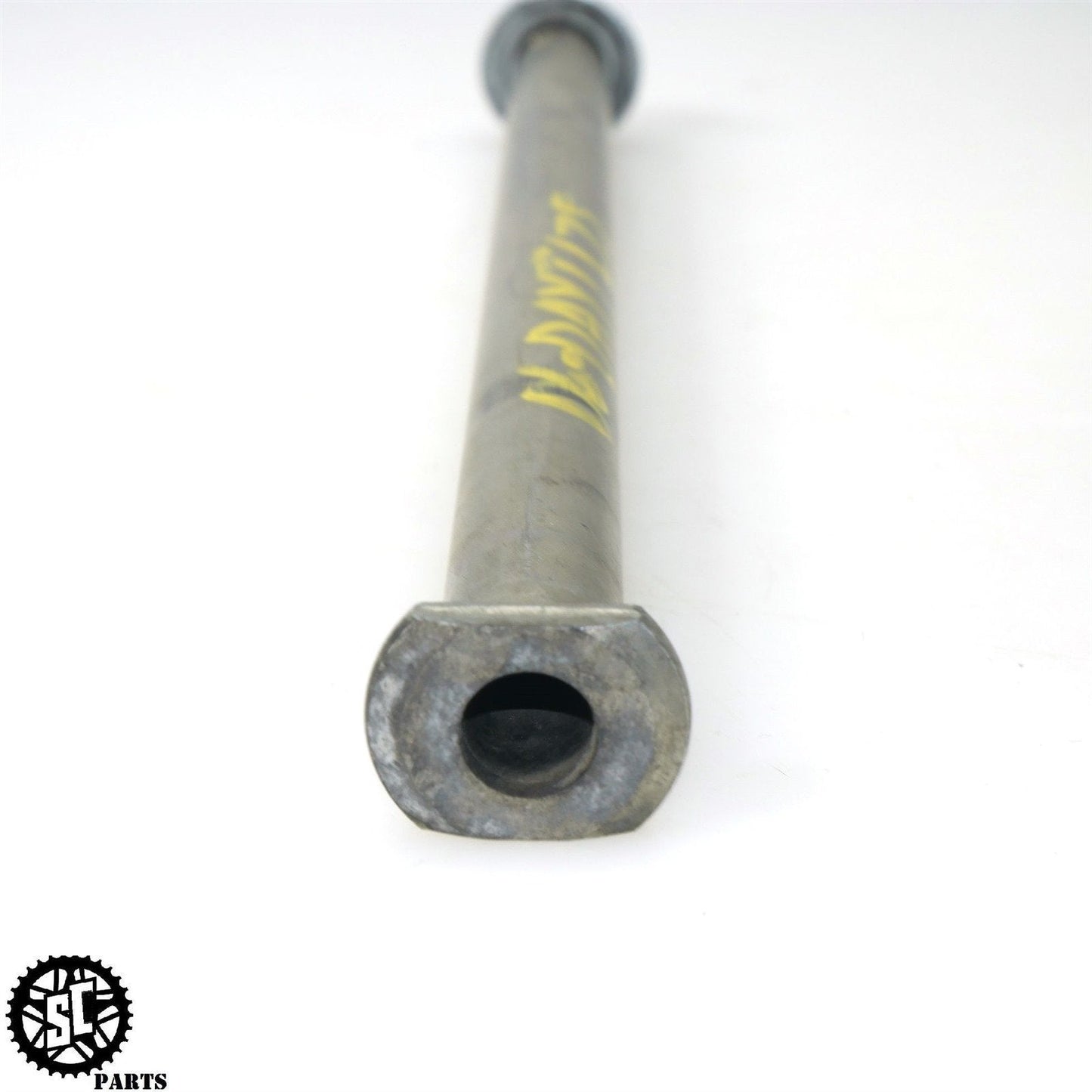 2006-2008 TRIUMPH DAYTONA 675 REAR WHEEL AXLE BOLT T20